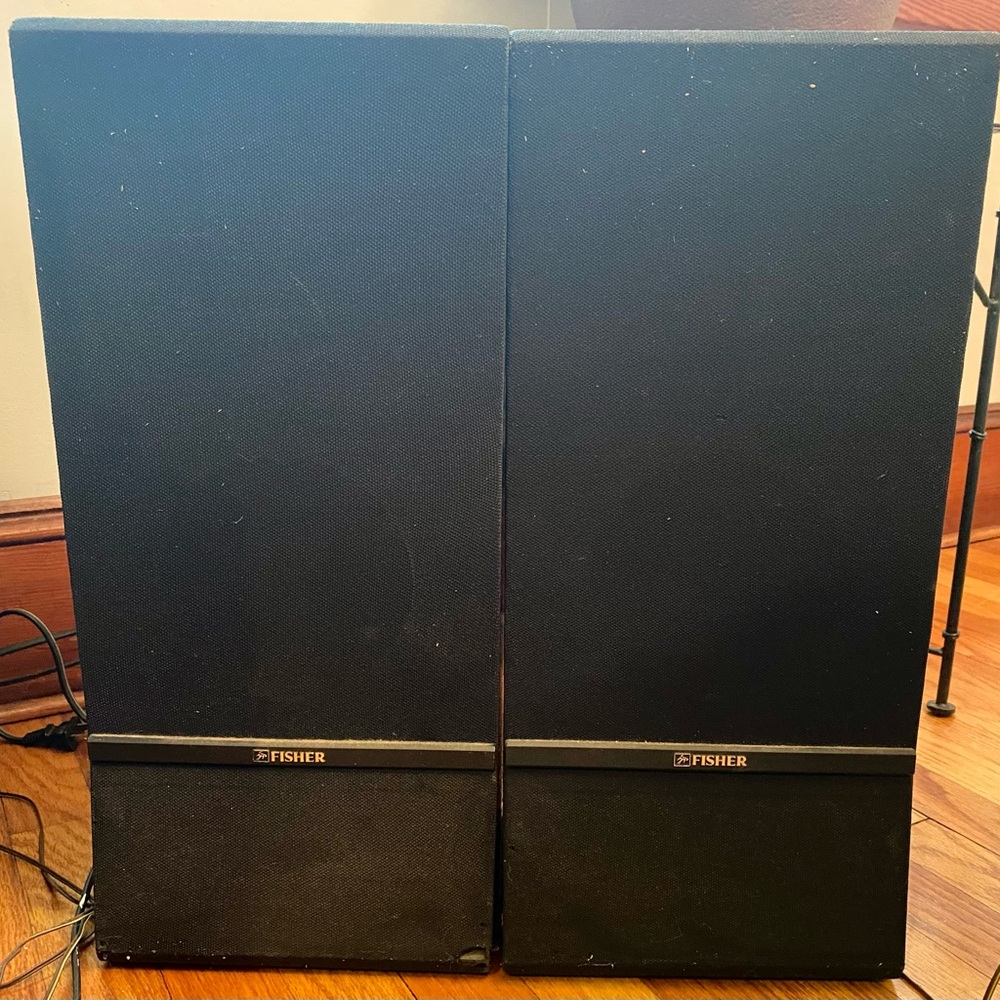 Fisher stereo and speakers